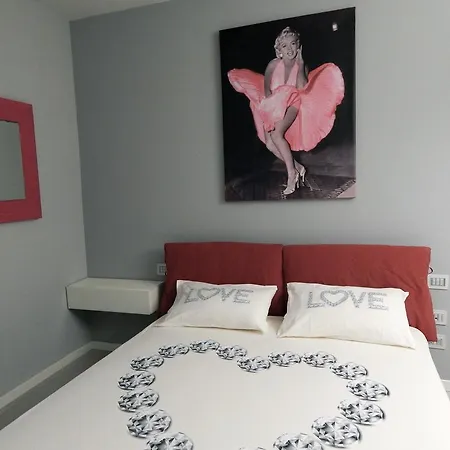 Lejlighed Modern On Versilia Beach Viareggio
